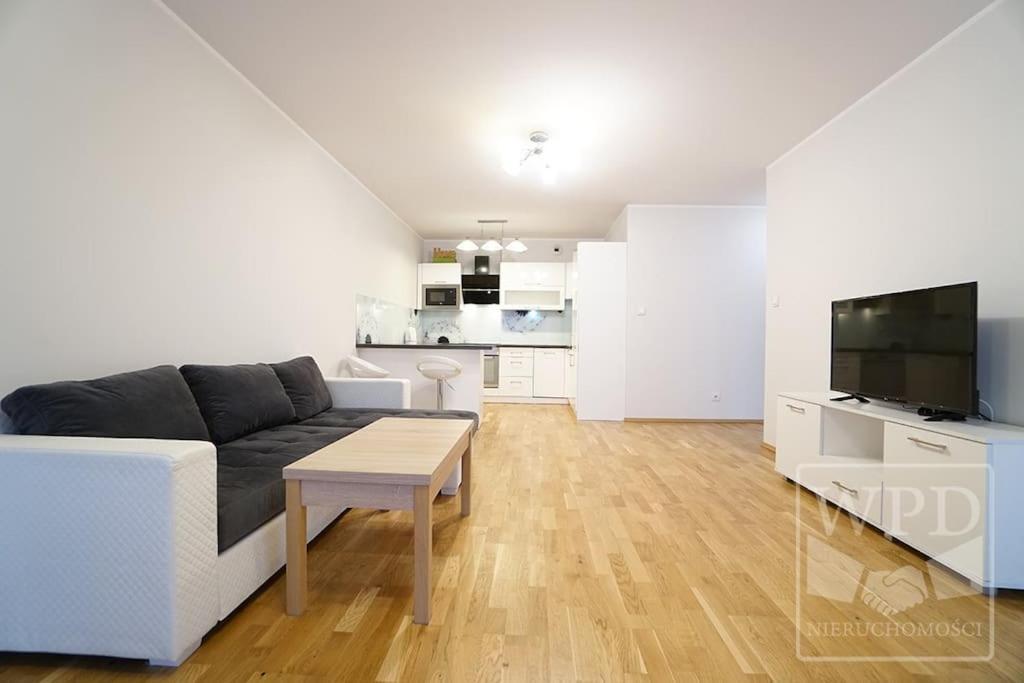 Modern Apartment-City Center-New Building-Garage Vratislav Exteriér fotografie